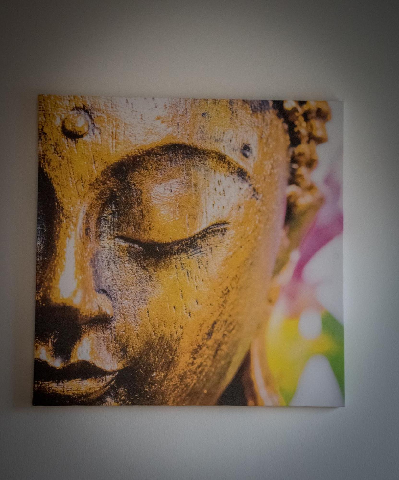 Lovely Central Apartment With Free Parking, Koezponthoz Koezeli 3 Szobas Lakas ジュール エクステリア 写真